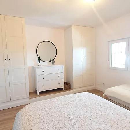 Stunning 5 Bedroom Villa, Sea Views, Private Pool, Estepona, Sleeps Up To 12 Estepona